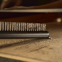 Short brush for pizza oven